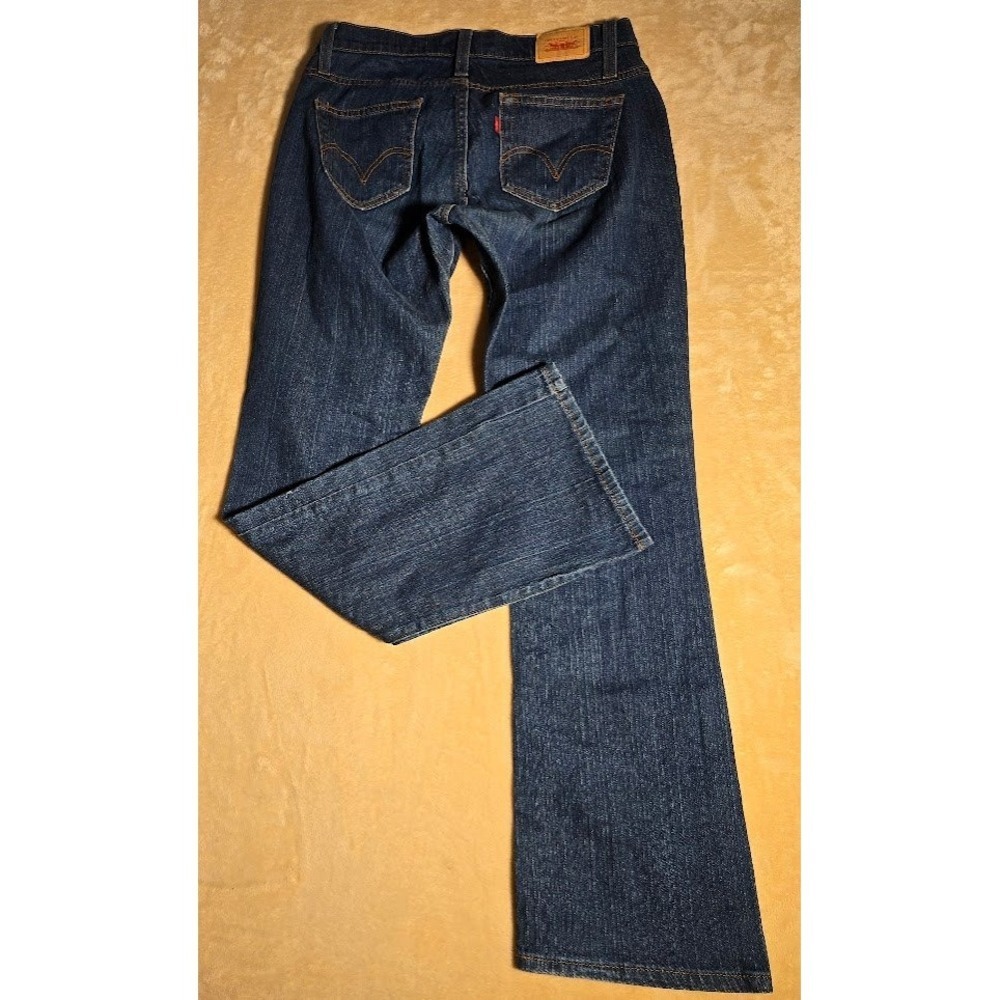Levis Curvy Cut Dark Wash Flare Jeans Womens 4 Medium Blue Denim 1176Stretch - Picture 2 of 8